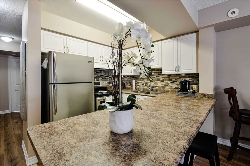 Preview image for 105 George Appleton Way #1049, Toronto