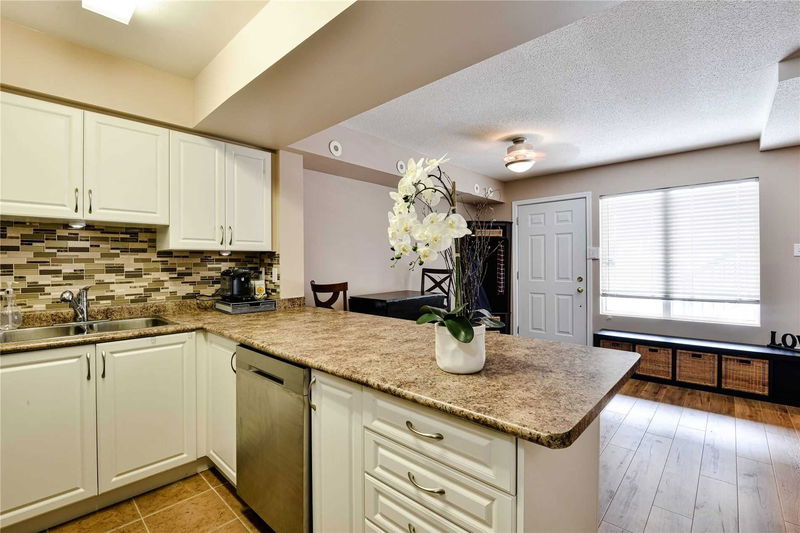 Preview image for 105 George Appleton Way #1049, Toronto