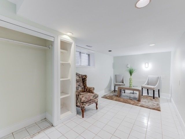 Preview image for 208 Lake Prom, Toronto