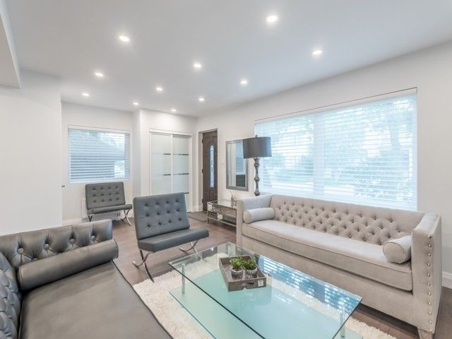 Preview image for 85 Kingsway Cres, Toronto