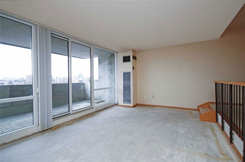 Preview image for 260 Scarlett Rd #1512, Toronto