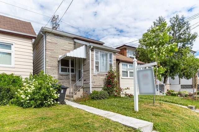 Preview image for 225 Prescott Ave, Toronto