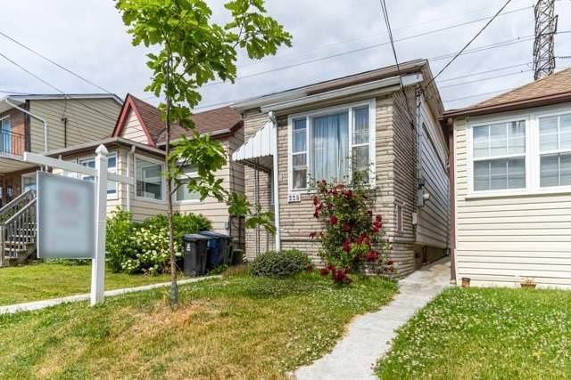 Preview image for 225 Prescott Ave, Toronto