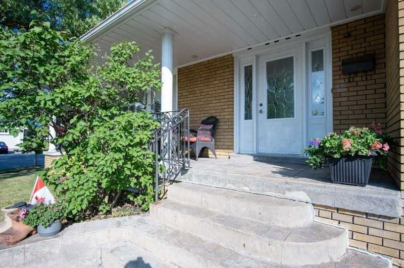 Preview image for 14 Norby Cres, Toronto