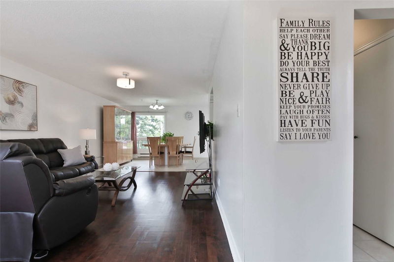 Preview image for 640 Rathburn Rd E #31, Mississauga