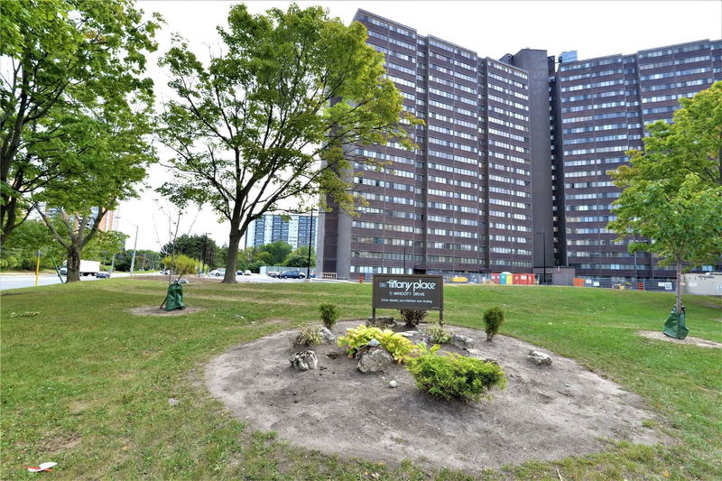 Preview image for 11 Wincott Dr #303, Toronto