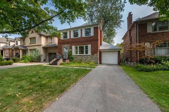Preview image for 159 Brentwood Rd N, Toronto