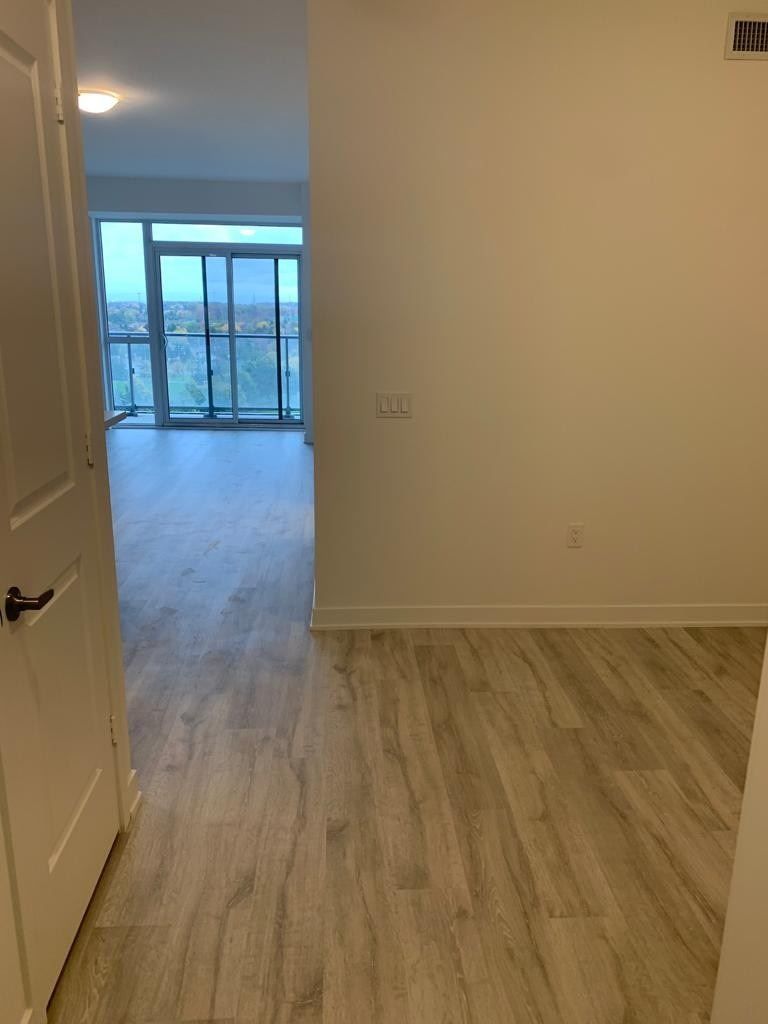 Preview image for 4699 Glen Erin Dr #805, Mississauga
