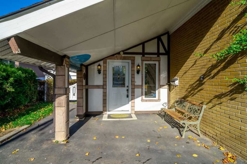 Preview image for 36 Littlewood Cres, Toronto