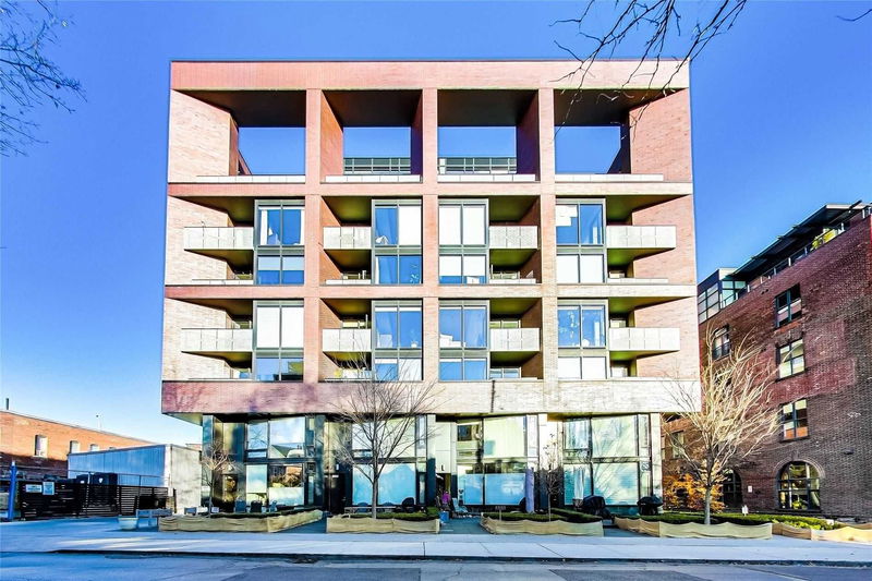 Preview image for 383 Sorauren Ave #816, Toronto