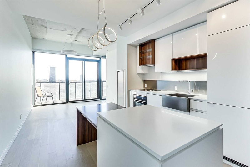 Preview image for 383 Sorauren Ave #816, Toronto