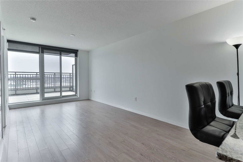 Preview image for 830 Lawrence Ave W #707, Toronto