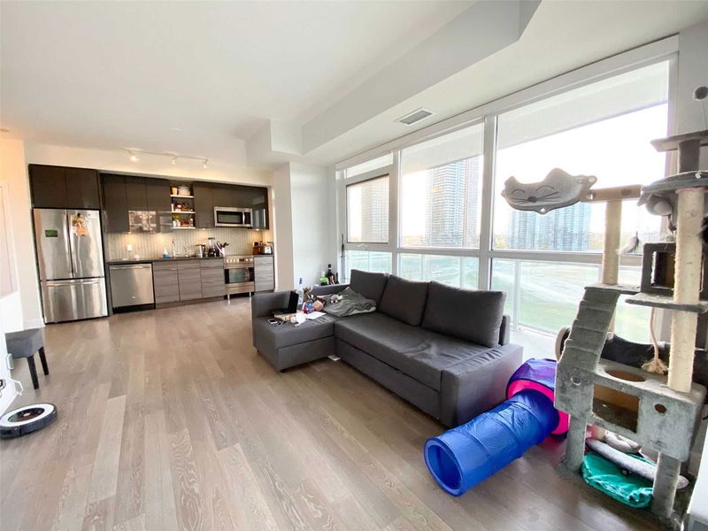 Preview image for 33 Shore Breeze Dr #904, Toronto