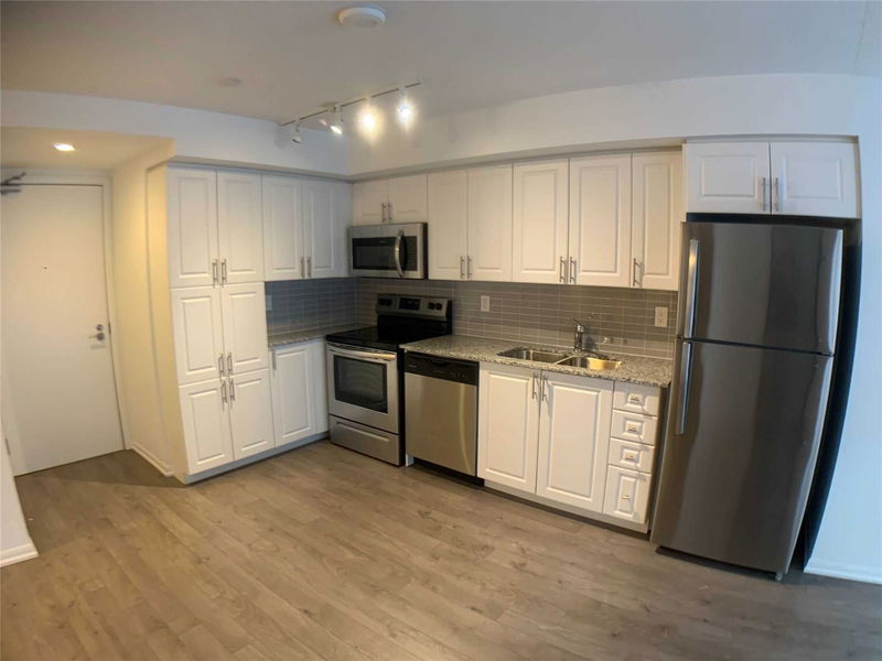 Preview image for 3091 Dufferin St #210, Toronto