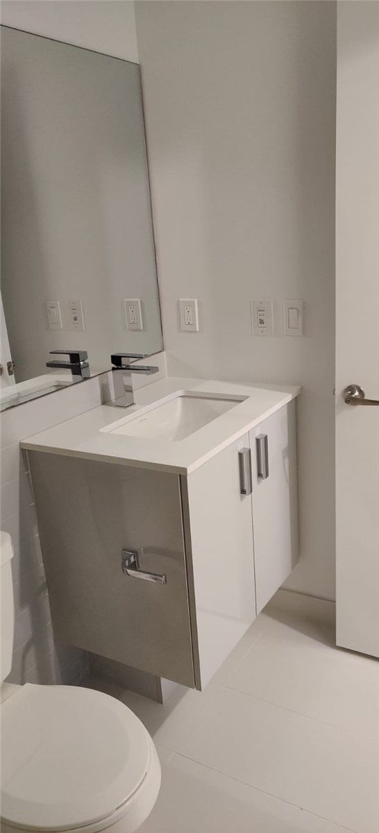Preview image for 26 Gibbs Rd #535, Toronto