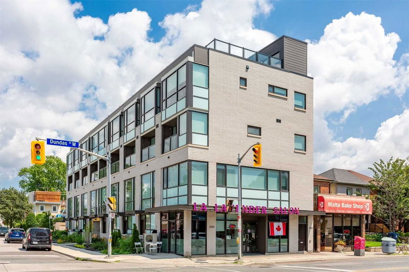 Preview image for 3258 Dundas St W, Toronto