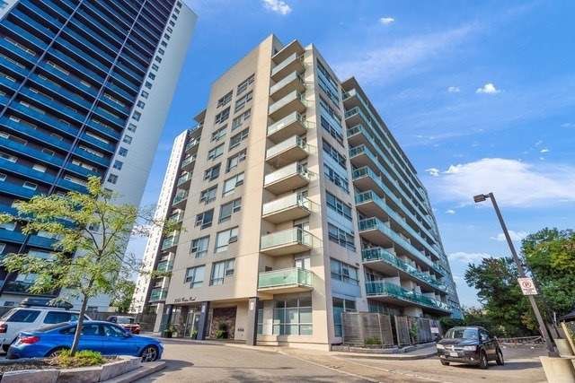 Preview image for 2464 Weston Rd #402, Toronto