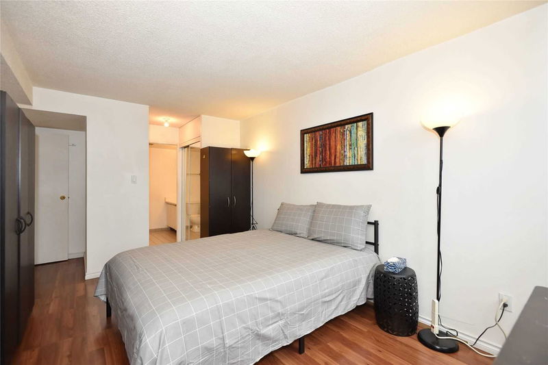 Preview image for 21 Markbrook Lane #1409, Toronto