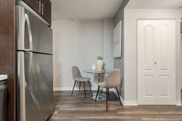Preview image for 2464 Weston Rd #402, Toronto