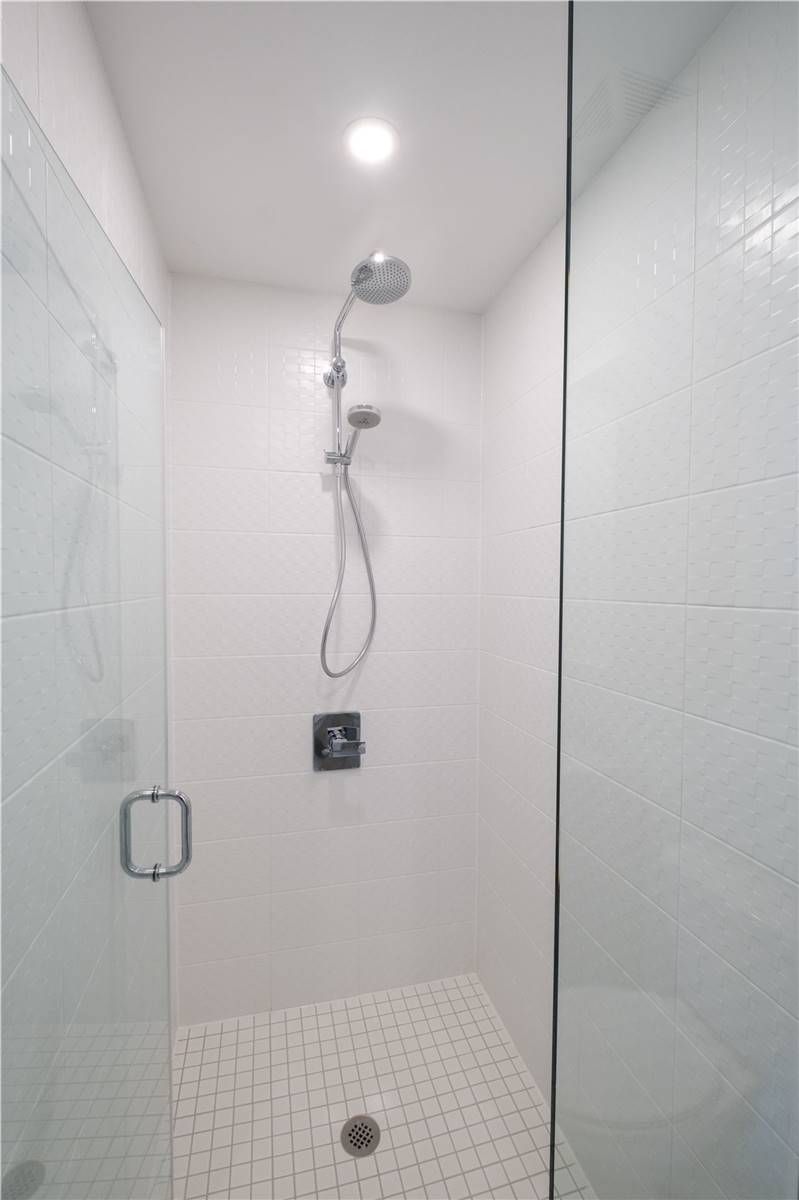 Preview image for 70 Annie Craig Dr #803, Toronto