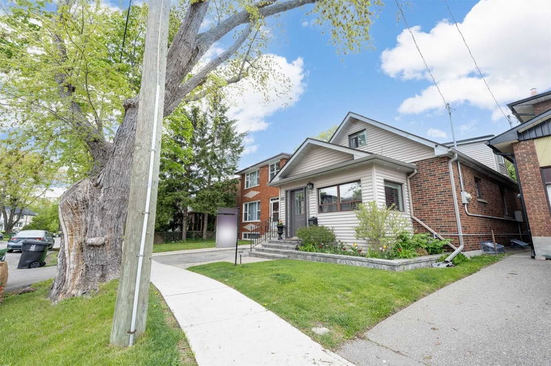 Preview image for 60 Woodbury Rd, Toronto