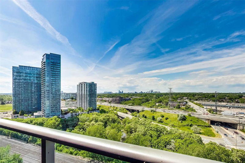 Preview image for 90 Park Lawn Rd #1815, Toronto