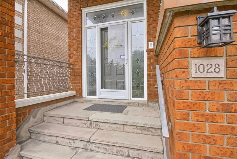 Preview image for 1028 Briar Hill Ave, Toronto
