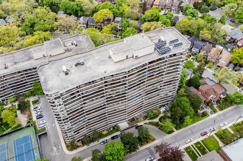 Preview image for 100 Quebec Ave #1607, Toronto