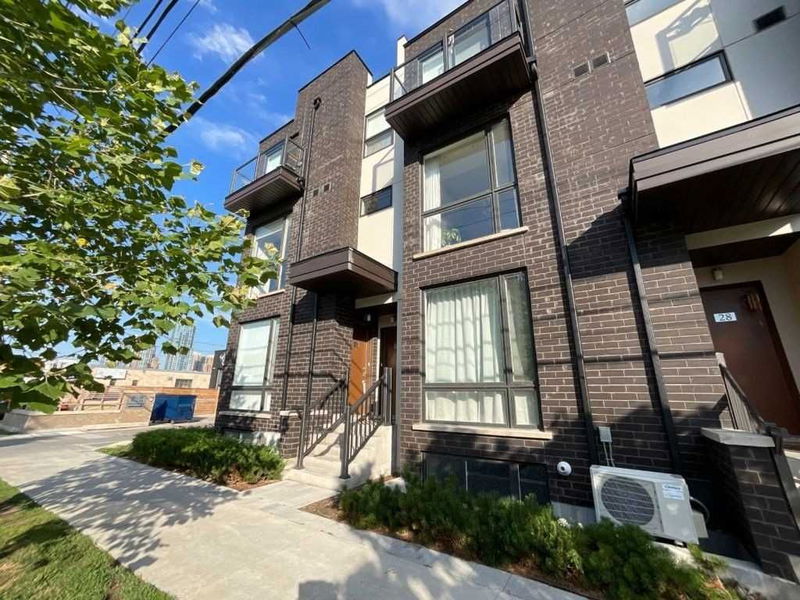 Preview image for 26 Fieldway Rd #26, Toronto