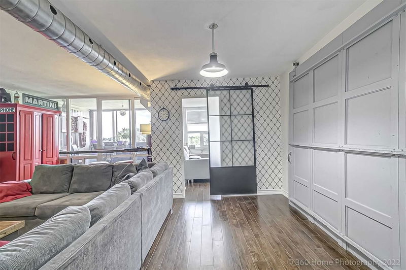 Preview image for 714 The West Mall Rd #408, Toronto
