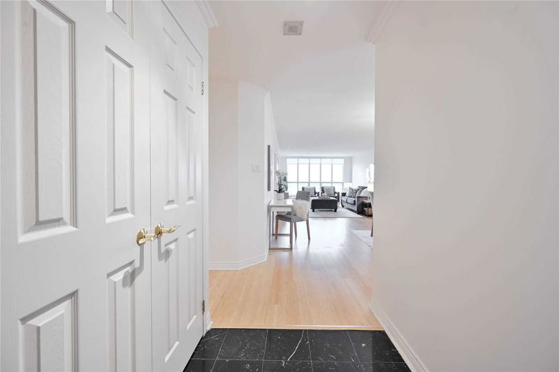 Preview image for 2287 Lake Shore Blvd W #1001, Toronto