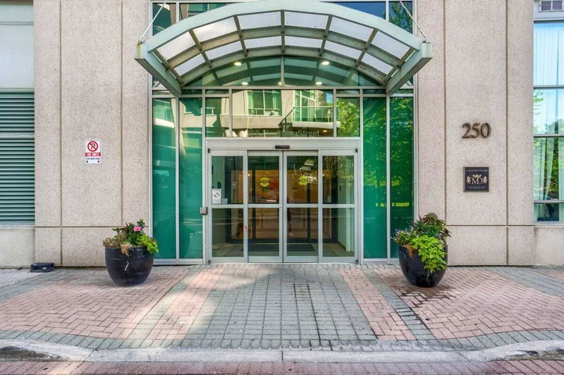 Preview image for 250 Manitoba St #824, Toronto