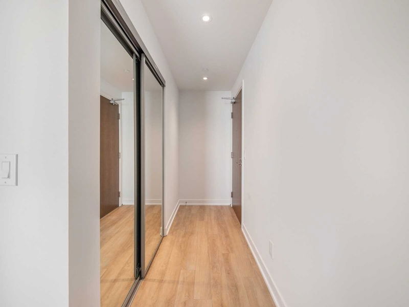 Preview image for 1926 Lake Shore Blvd W #3907, Toronto