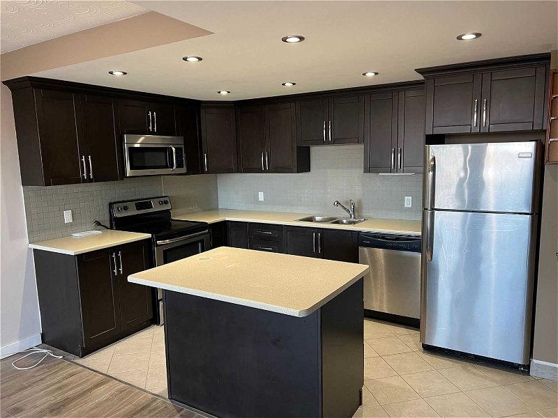 Preview image for 188 Mill St S #202, Brampton
