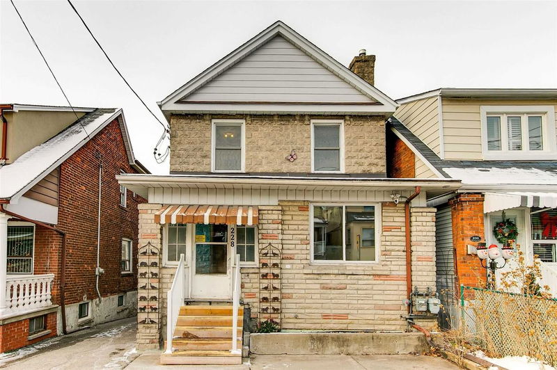 Preview image for 228 Blackthorn Ave, Toronto