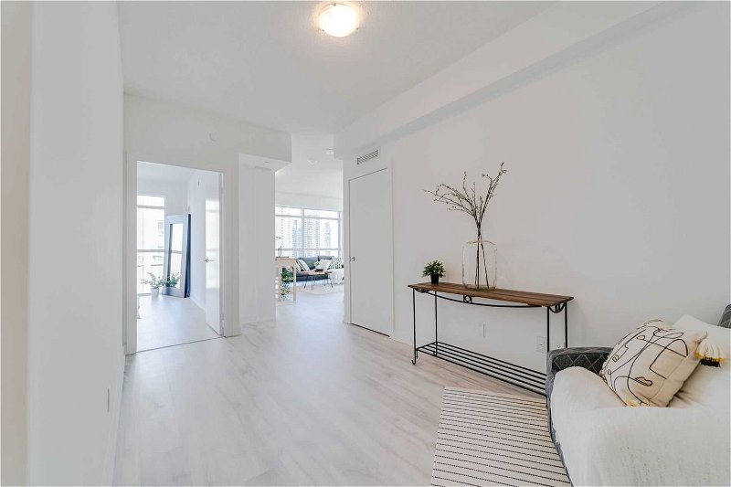 Preview image for 251 Manitoba St #2704, Toronto