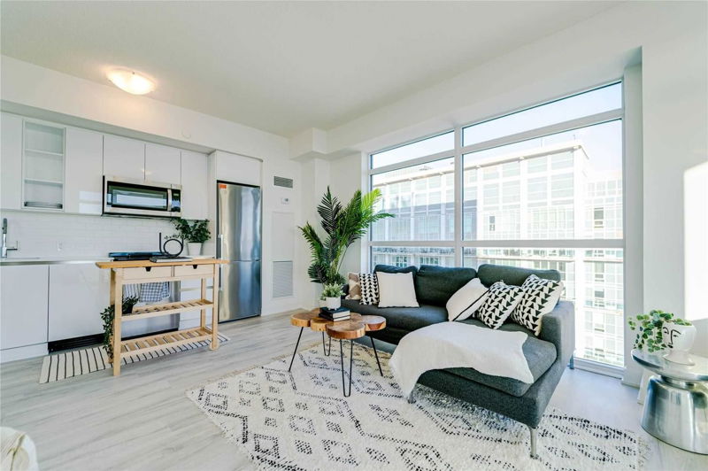 Preview image for 251 Manitoba St #2704, Toronto