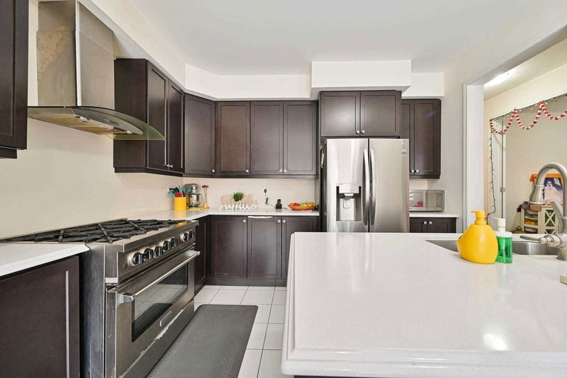 Preview image for 134 Benhurst Cres, Brampton