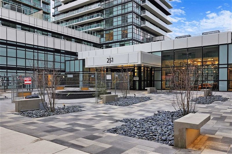 Preview image for 251 Manitoba St #1711, Toronto
