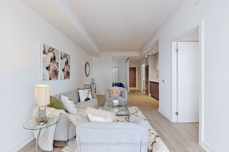 Preview image for 1926 Lakeshore Blvd W #1806, Toronto