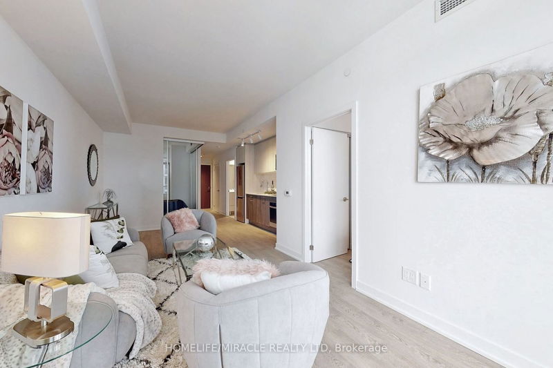 Preview image for 1926 Lakeshore Blvd W #1806, Toronto