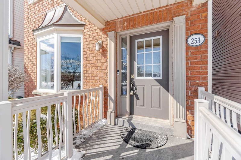 Preview image for 253 Roxton Rd, Oakville