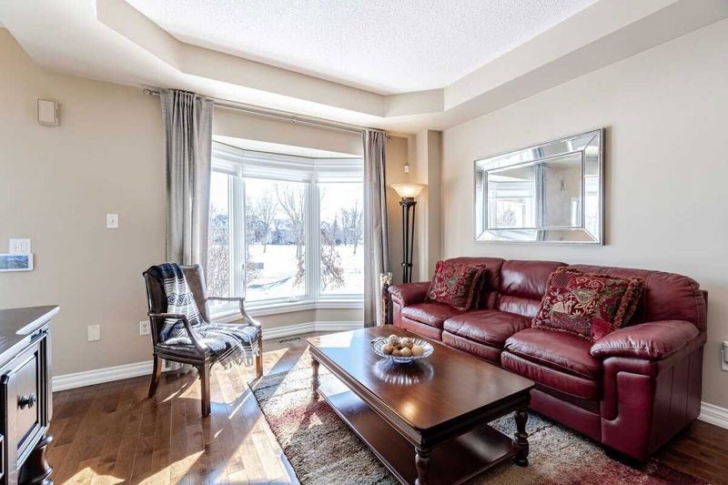 Preview image for 253 Roxton Rd, Oakville