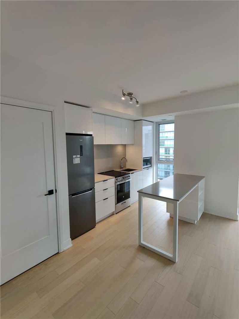 Preview image for 70 Annie Craig Dr #4007, Toronto