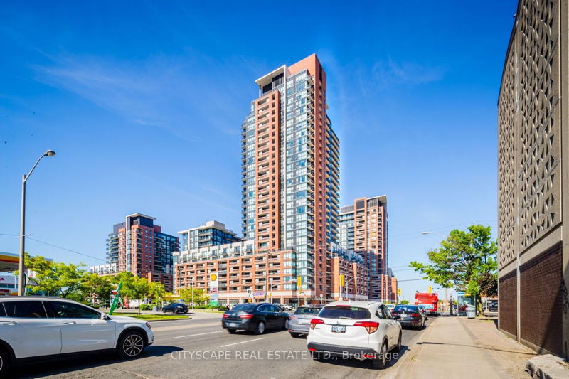 Preview image for 830 Lawrence Ave W #1508, Toronto