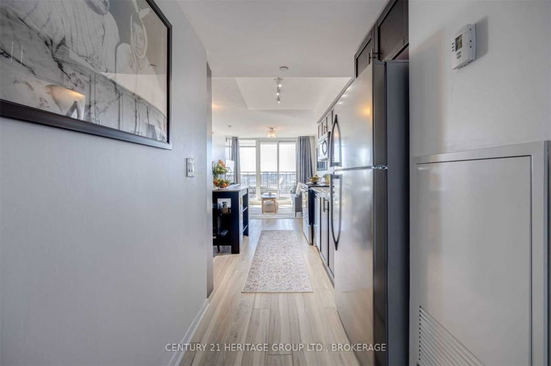 Preview image for 830 Lawrence Ave W #737, Toronto
