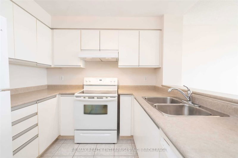 Preview image for 2177 Burnhamthorpe Rd #1302, Mississauga