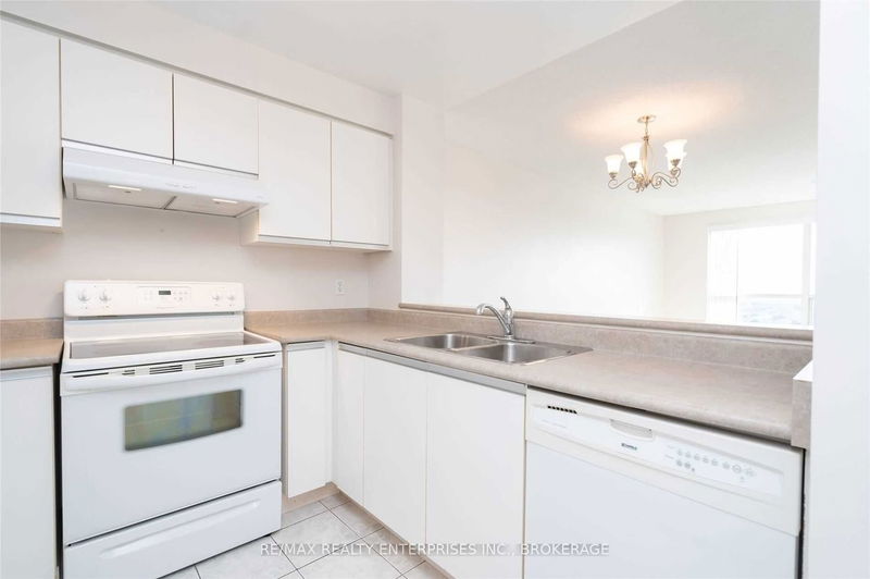 Preview image for 2177 Burnhamthorpe Rd #1302, Mississauga