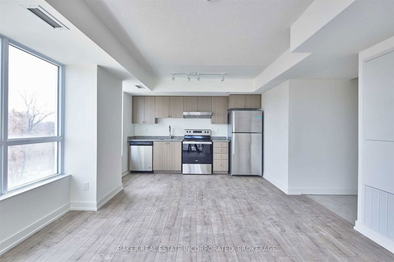 Preview image for 10 Wilby Cres #406, Toronto