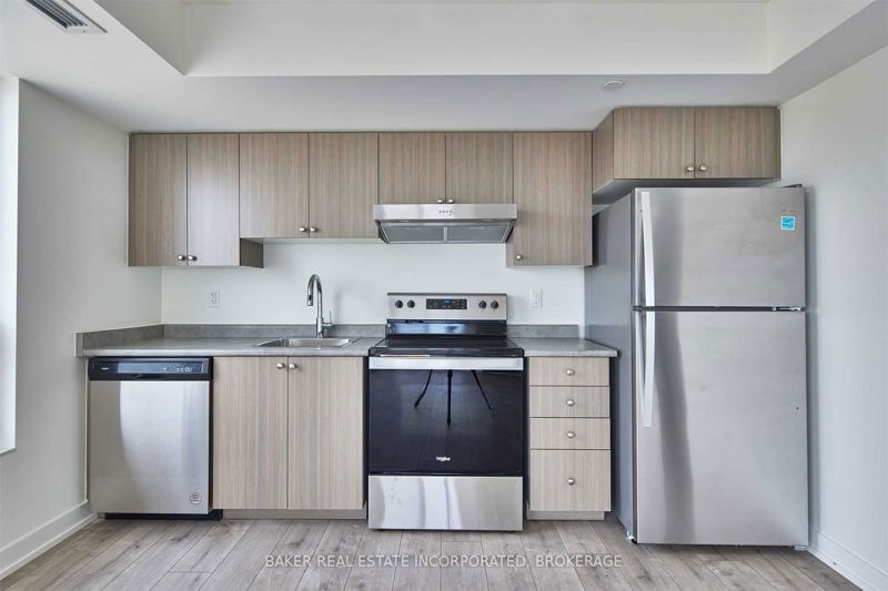 Preview image for 10 Wilby Cres #406, Toronto